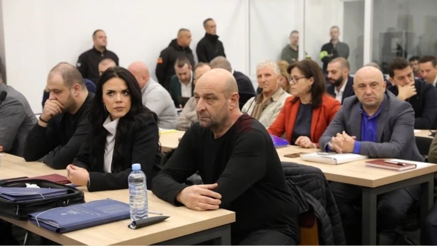 rasti pulse avokatja kocevska pronari i diskotekes te transferohet ne burgun e idrizoves ne kumanove po sillen ne menyre degraduese me te 699f40bb749ef