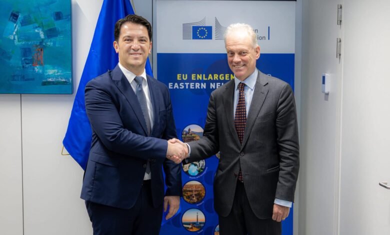 Sali në Bruksel, takim zyrtar me me Drejtorin e Përgjithshëm për Zgjerim të Bashkimit Evropian, Gert Jan Koopman 2 sali ne bruksel takim zyrtar me me drejtorin e pergjithshem per zgjerim te bashkimit evropian gert jan koopman 69823960d2404