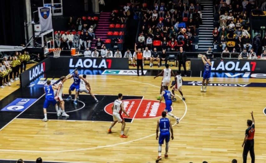 skandalin serb policia austriake e parandaloi 698756428323f