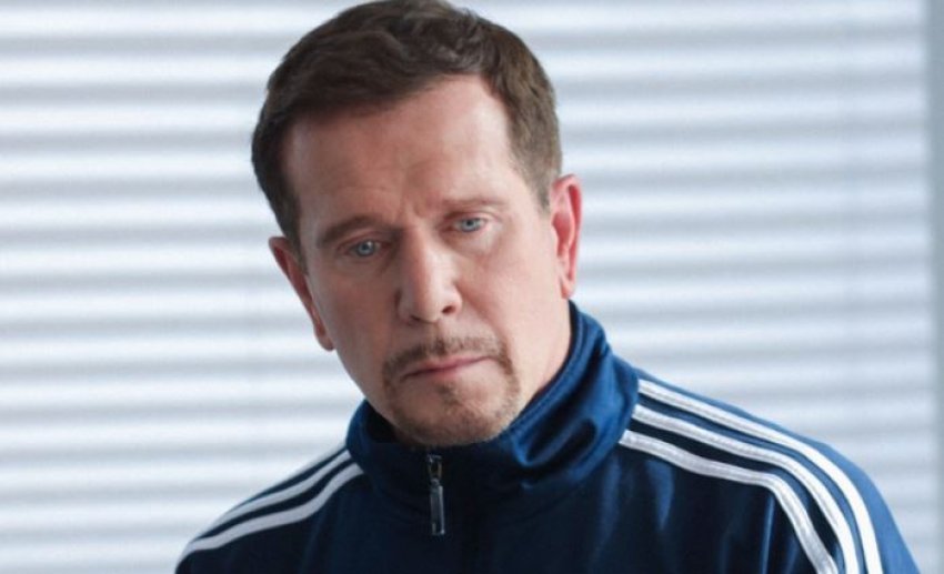 zjarri shpertheu pasi ndezi makinen nderron jete aktori i njohur 69a1e5f796c22