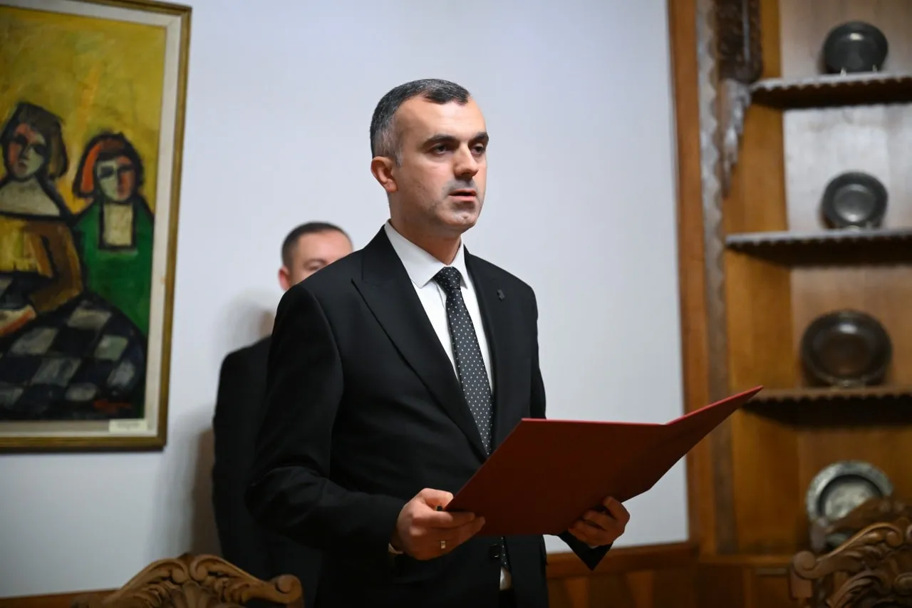 Avokati i Popullit reagon: Diskrimin moslejimi i dhënies së provimeve juridike në shqip 1 avokati i popullit reagon diskrimin moslejimi i dhenies se provimeve juridike ne shqip 69cbf295cc84d