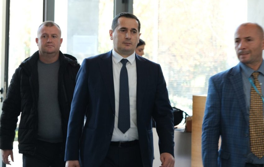 birn spak i konsideron rrezik serioz per drejtesine nismat ligjore kufizuese 69af1ed883c53