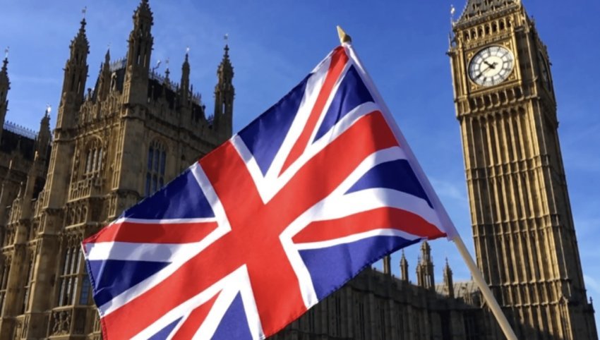 britania lejon shba ne te perdore bazat e saj per sulme ndaj vendeve iraniane qe synojne ngushticen e hormuzit 69bd9dd5abede