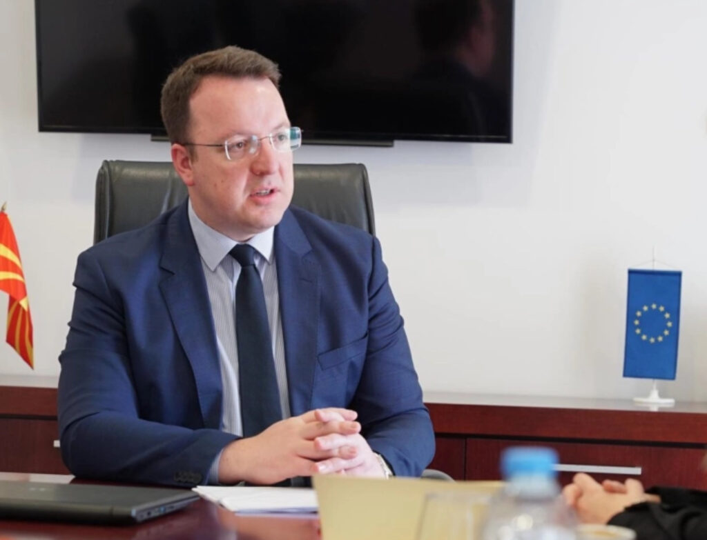 Devijimi i Korridorit 8-të, Nikollovski: S’mund ta rrezikojmë anëtarësinë në UNESCO, po kërkojmë zgjidhje të re 6 devijimi i korridorit 8 te nikollovski smund ta rrezikojme anetaresine ne unesco po kerkojme zgjidhje te re 69caa10d2cbe2