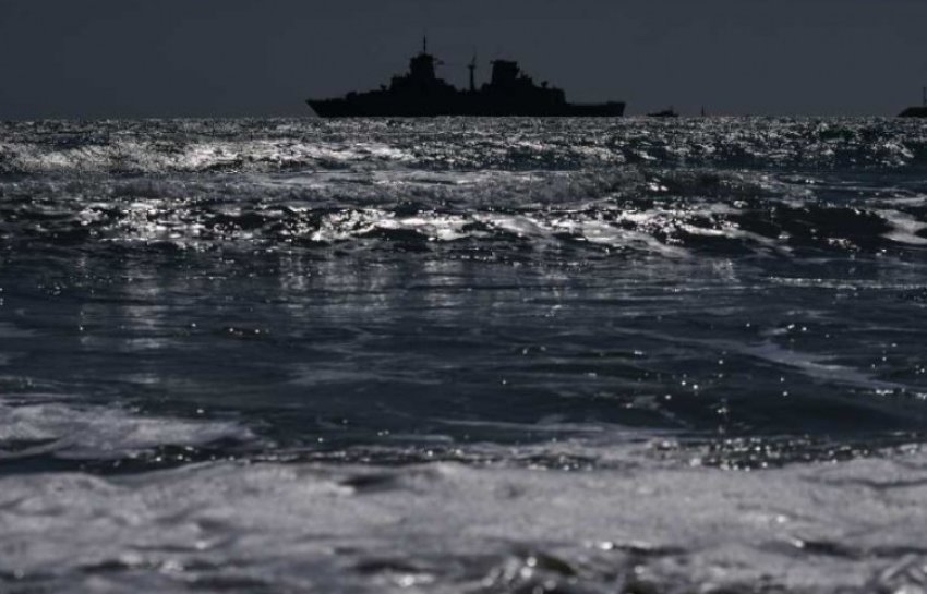 intensifikohen sulmet ne lindjen e mesme ngushtica e hormuzit e mbyllur 69b34a790ea17