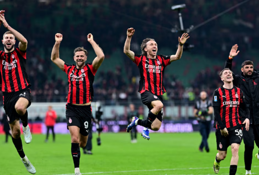 milani rikthen mesfushorin e anglise dilema per leaon dhe gabian 69c2a9c2e23fb