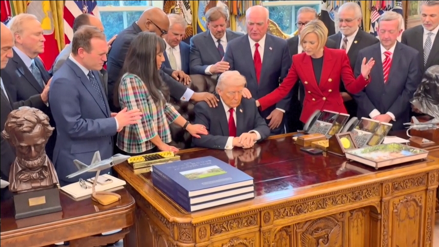 pastoret ungjillore i luten zotit per trump dhe ushtaret amerikane 69aae219d3c49