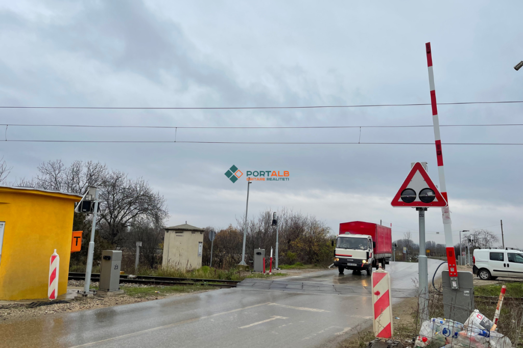 Rrezik në hekurudhën e Llopatit: Sinjalizimi nuk punon, banorët në frikë 2 rrezik ne hekurudhen e llopatit sinjalizimi nuk punon banoret ne frike 69c8df0e9b712