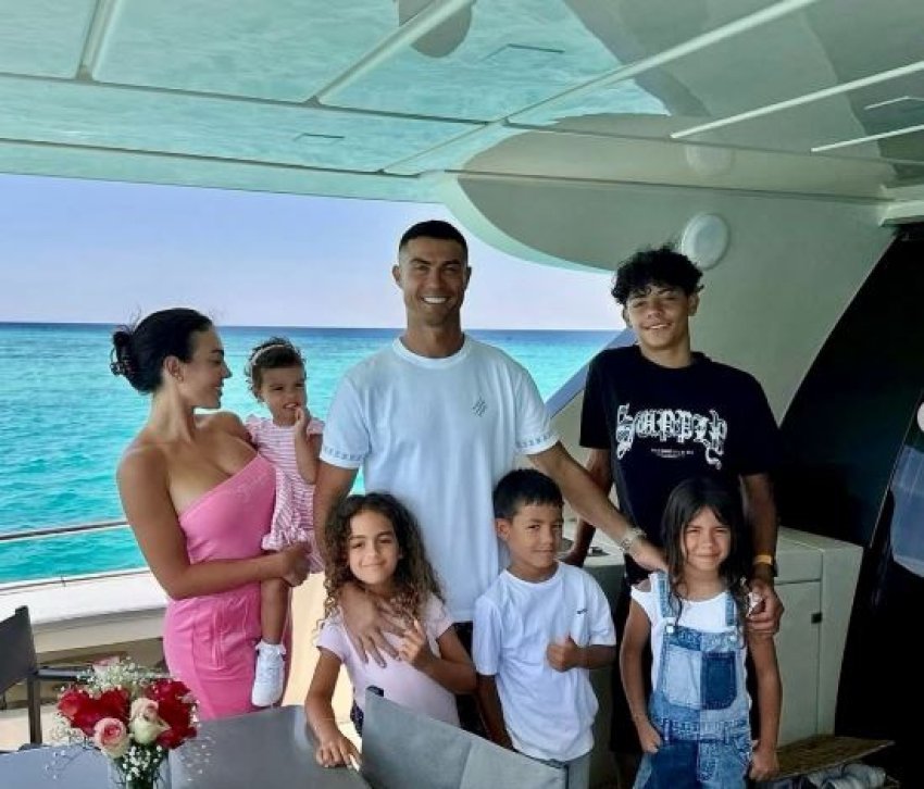 sa me fat jane femijet tane georgina rodriguez me dedikim te vecante per ronaldon 69bcb582d1c26