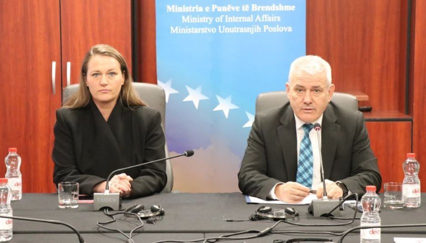 svecla koordinim i plote me komunat per zbatimin e ligjit per te huajt dhe automjete 69bac4f12c9c1