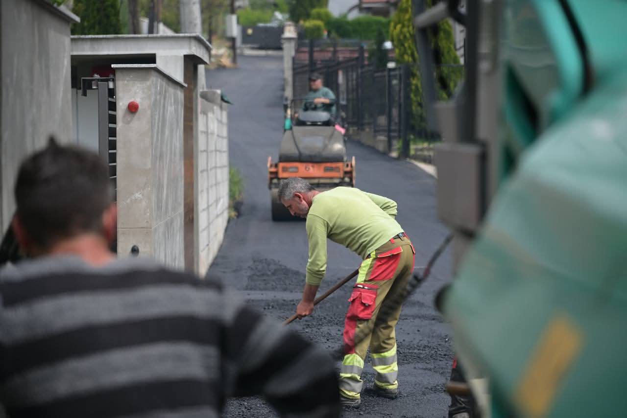 Kostovski: Në Butel çdo ditë ka ndryshime të reja, vazhdon asfaltimi i rrugëve të harruara 2 FB IMG 1776357005655