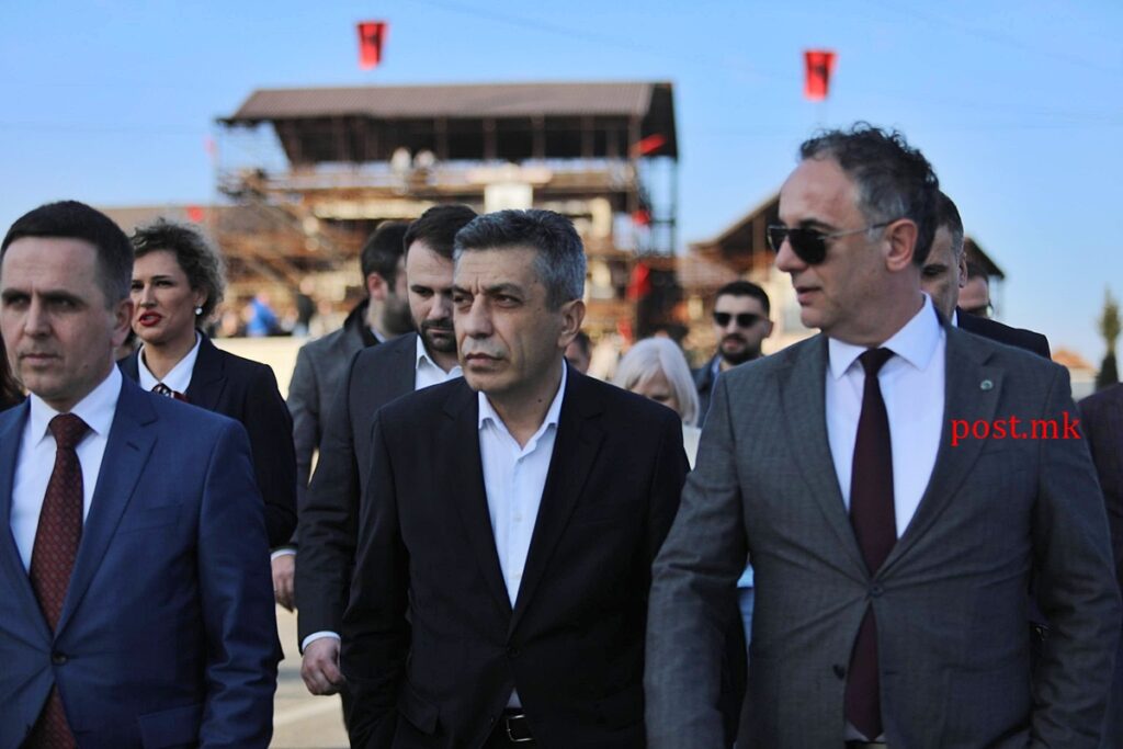 IZET MEXHITI DHE BILALL KASAMI