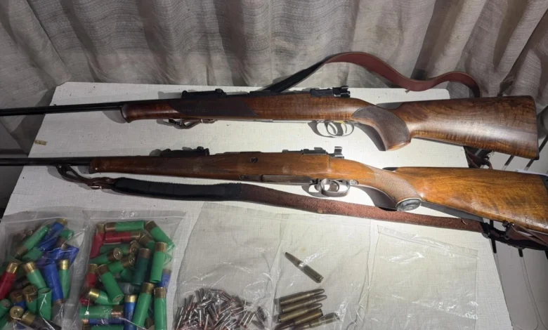 bastisje ne shkup gjenden arme dhe municione privohet nga liria nje person 69ea27a10a904