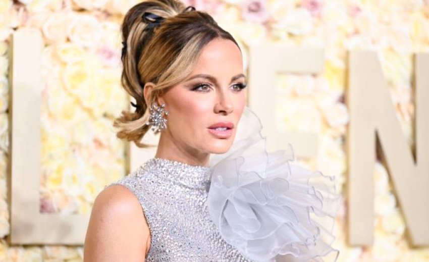 E pushuan për një “like” në rrjete sociale? Aktorja e njohur shpërthen ndaj Hollywood-it dhe përmend... 1 e pushuan per nje like ne rrjete sociale aktorja e njohur shperthen ndaj hollywood it dhe permend 69d14d3c98c14