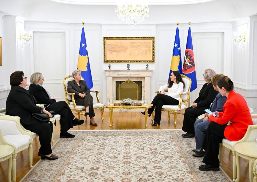 fahrije hoti lidershipi i osmanit forcoi zerin e kosoves ne bote 69d263f7de659