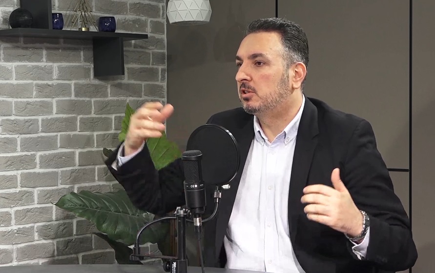 fazliu prej dje e mesuam se idijot eshte pjese e fjalorit diplomatik shqiptar 69ed042fdbfbc