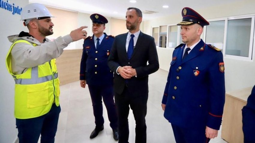 inaugurohet komisariati i ri i policise ne kruje lamallari godine moderne salla operative te avancuara dhe sherbim sipas standardeve europiane 69f241582b319