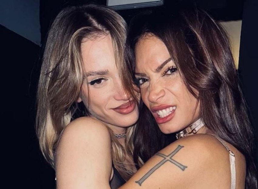 ishte nje pervoje jashtezakonisht e kenaqshme si artistikisht ashtu edhe personalisht romance me kengetaren italiane elodie kush eshte balerina shqiptare 69d22e3c5543d