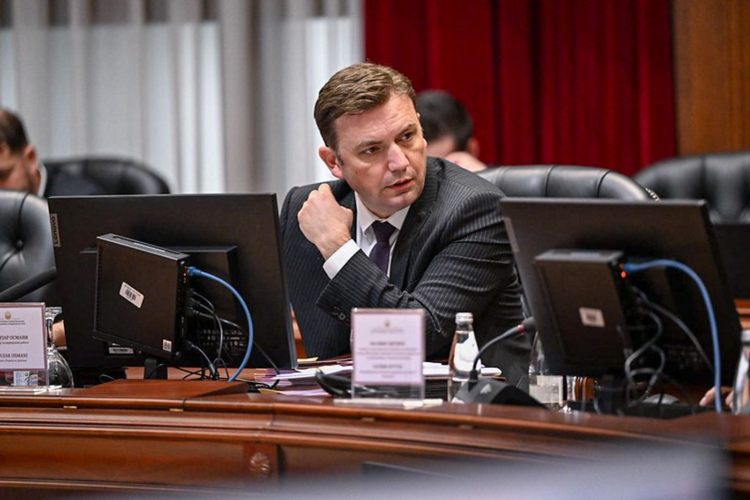 osmani ligji per perfaqesim te drejte eshte tradhti ndaj shqiptareve 69e92bcd90588