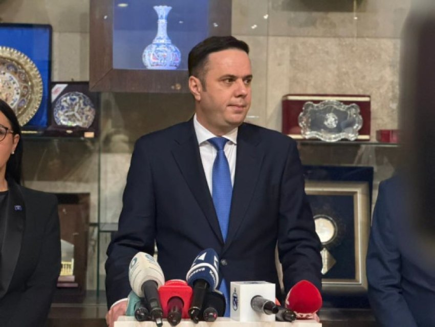 permbledhje nga deklarata e abdixhikut ne konference 69f143d1b8312