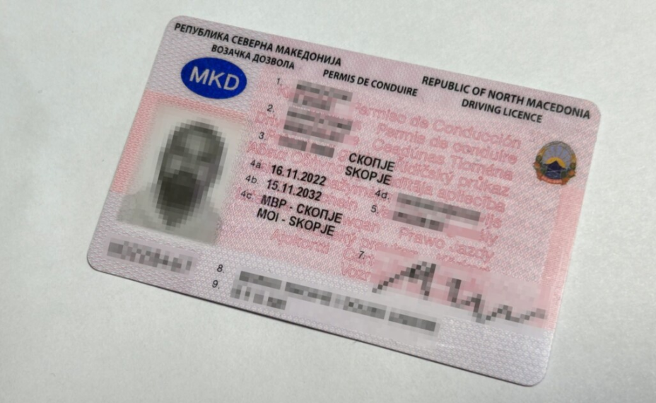 policia e tetoves konfiskon vetura shoferet nuk kishin patente shoferi 69dcddcd34bf0