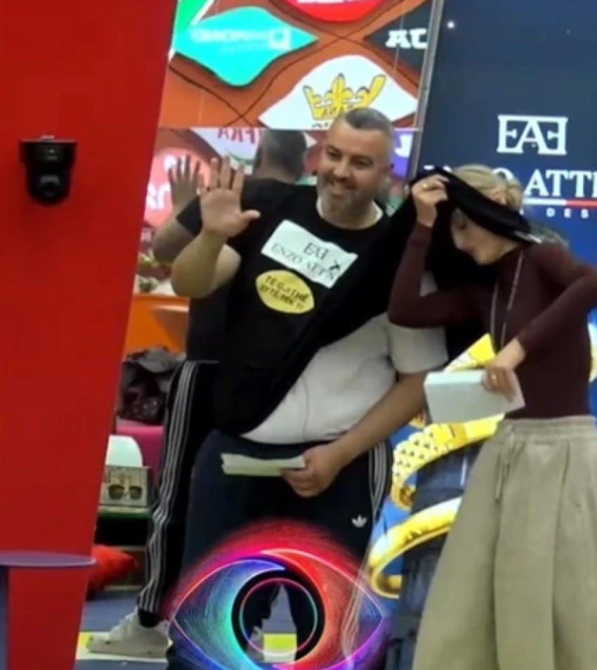 rogerti nuk do te fitoje asnje sfide perballe selinit banorja prish sfiden dhe nis prezantimin e ores 69cf52fd06d2c