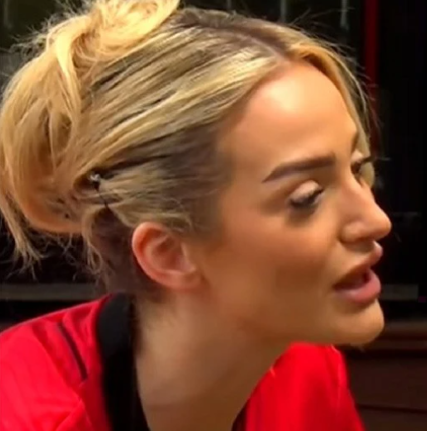 rogerti selinit me zor po pret qe ti dhe miri te beni dicka jashte qe se beni dot ketu brenda 69dba0fc09f67