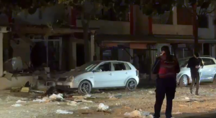 shperthim i fuqishem ne lezhe disa biznese dhe makina te demtuara 69d2d57932ad3