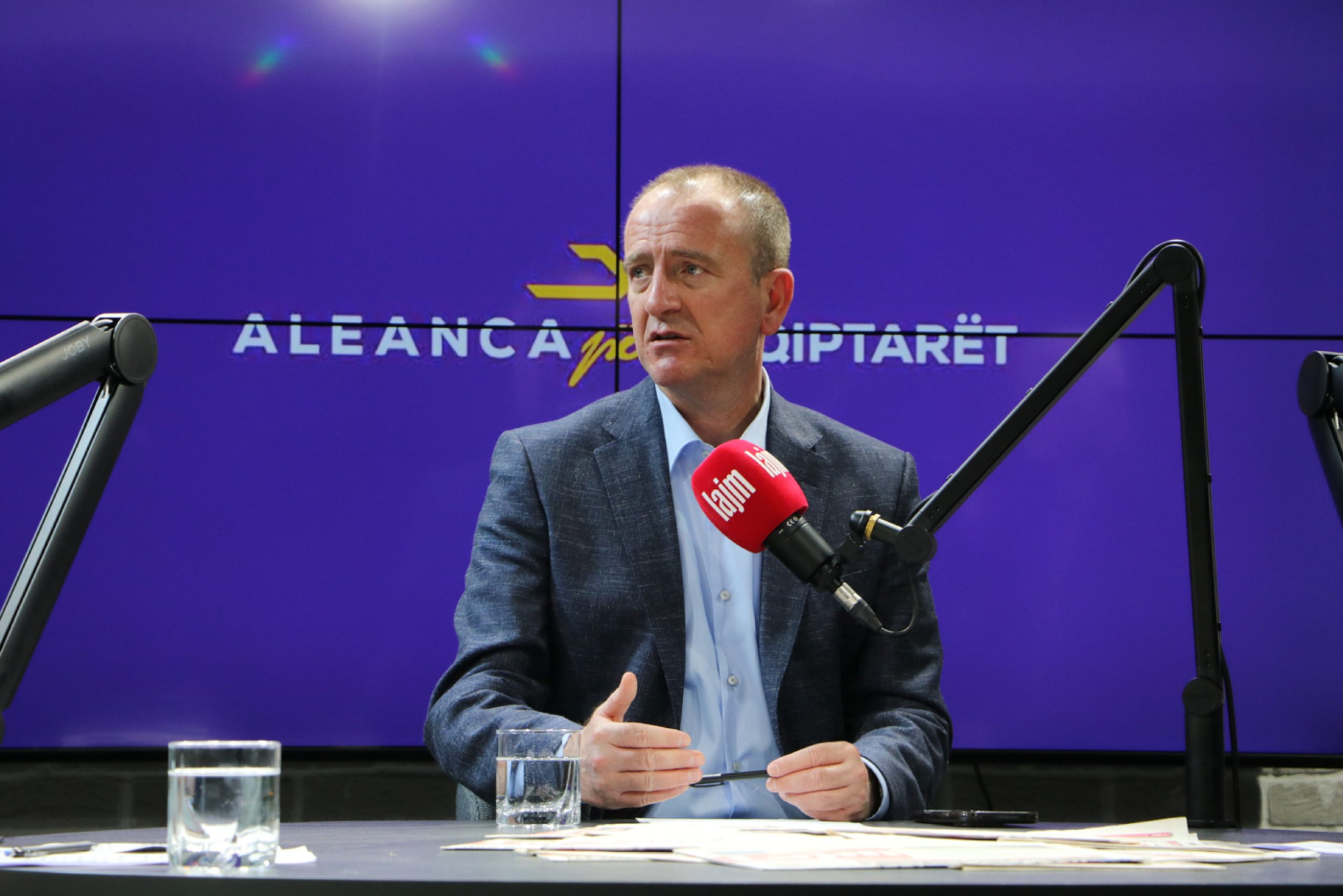 taravari mbeshtet kerkesat e studenteve shqiptare si prind dhe profesor e kam detyrim moral 69cfe70fe380d