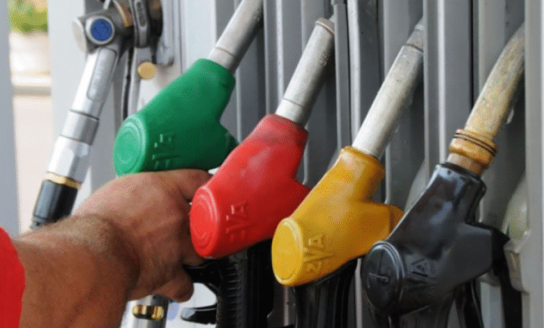 Vendi ka rezerva të mjaftueshme të naftës, çmimet ndiqen çdo ditë në bursën botërore 3 vendi ka rezerva te mjaftueshme te naftes cmimet ndiqen cdo dite ne bursen boterore 69d7b2a28f3e1