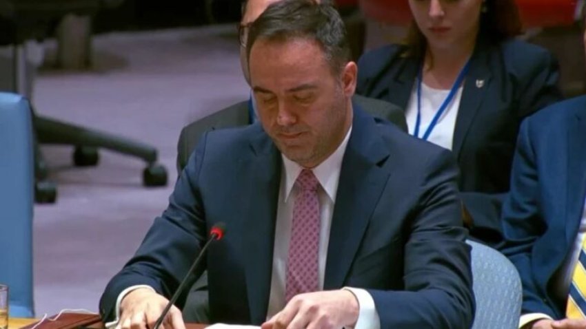 Voca flet për përfaqësimin e Konjufcës në OKB - kërkon qasje më të ashpër ndaj Serbisë dhe dërgon mesazh të fortë për ndërkombëtarët! 1 voca flet per perfaqesimin e konjufces ne okb kerkon qasje me te ashper ndaj serbise dhe dergon mesazh te forte per nderkombetaret 69dc0ef50a9f7