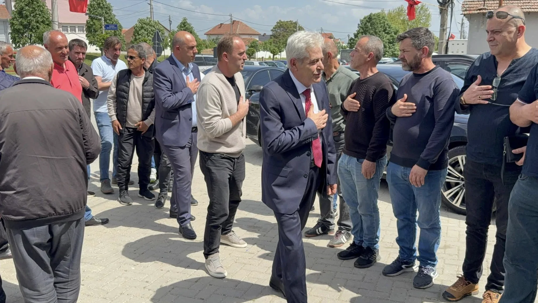 ali ahmeti per ngushellime ne familjen e beqir sadikut per ndarjen nga jeta te nenes se tij 6a02546fa9b37