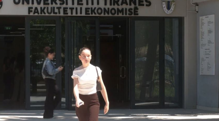 biznesi zgjedhja e pare e studenteve instat nje ne kater te diplomuar perfundon studimet ne biznes 6a1c20b4c942c