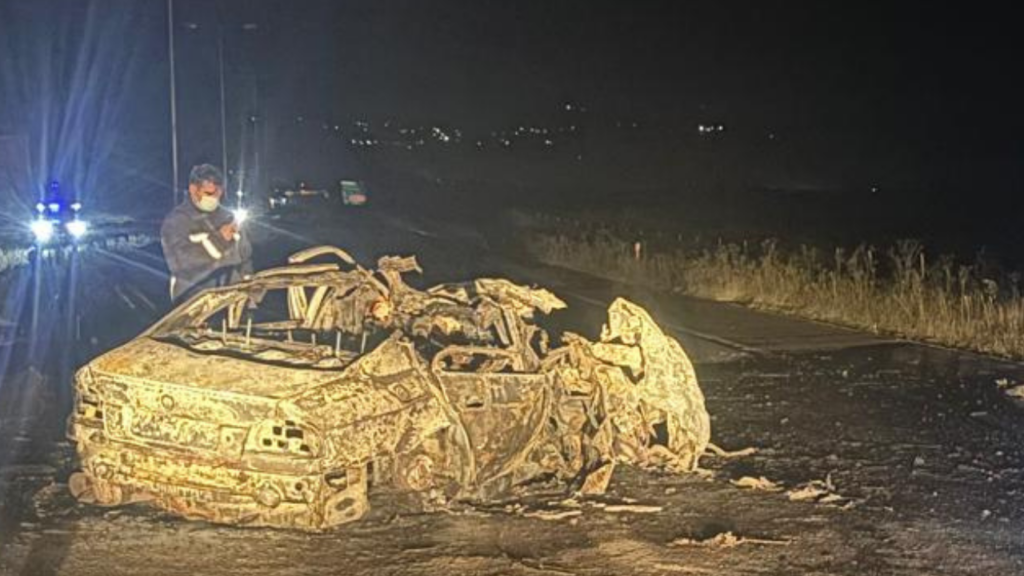 Detaje të reja nga tragjedia në qarkoren Radishan-Prishtinë-Mirkovcë: Dyshohet se shoferi i kamionit humbi vetëdijen nga lodhja 2 detaje te reja nga tragjedia ne qarkoren radishan prishtine mirkovce dyshohet se shoferi i kamionit humbi vetedijen nga lodhja 6a0f9f8dd5eb1