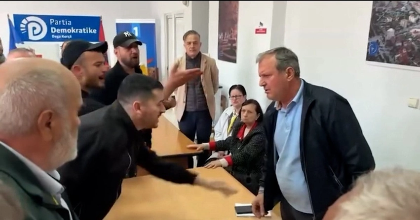 grisen fletat e votimit nga simpatizantet e salianjit nderpritet procesi i zgjedhjeve 69f76b308b805