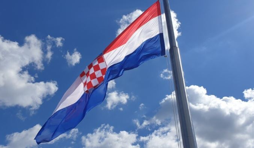 kroacia ndalon shitjen e pijeve energjike per personat nen 18 vjec 6a1a0ab34e2ea