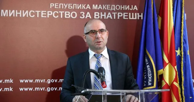 lirohet me kusht ish ministri cavkov i denuar per ngjarjet e 27 prillit kur u sulmua parlamenti 69f88d5157a4f
