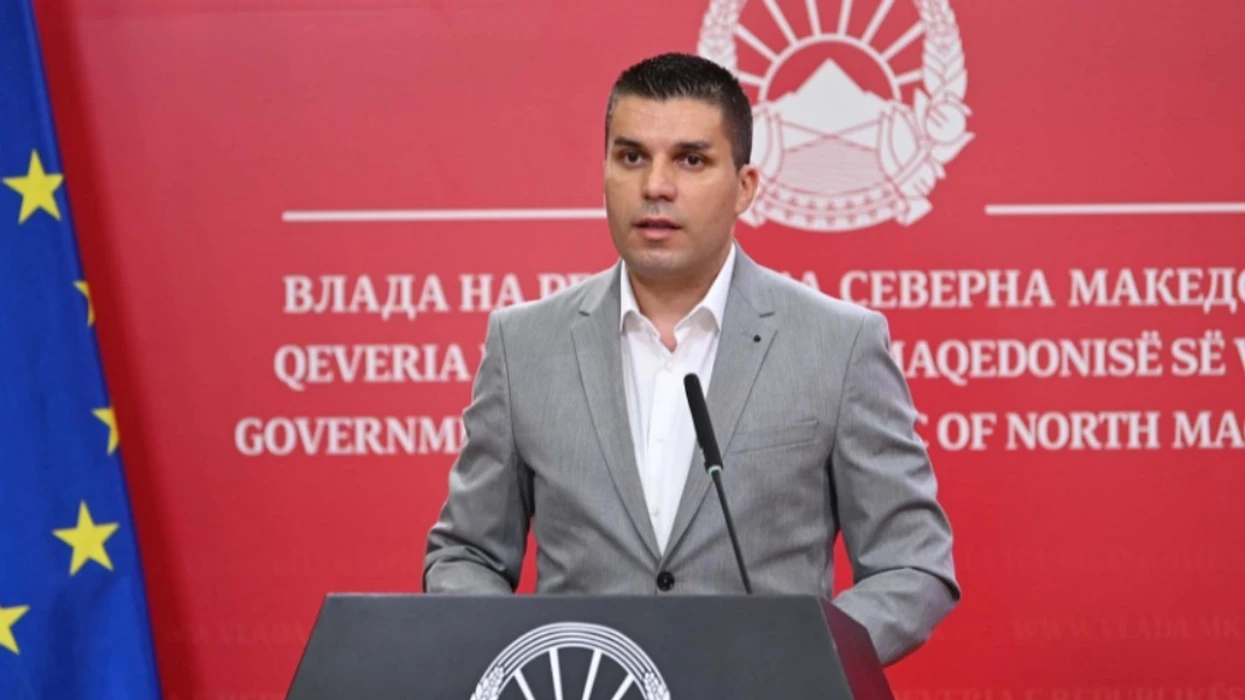 Ljupço Nikollovski reagon pasi u thirr në polici: Po e mbulojnë paaftësinë e tyre me një rast të sajuar 1 ljupco nikollovski reagon pasi u thirr ne polici po e mbulojne paaftesine e tyre me nje rast te sajuar 6a044eb01a2e4