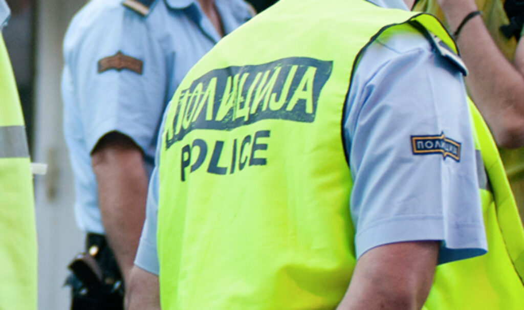 ngriten kallezime penale ndaj dy policeve ne maqedoni kane rrahur nje person te privuar nga liria 6a0ddd8c5a68d