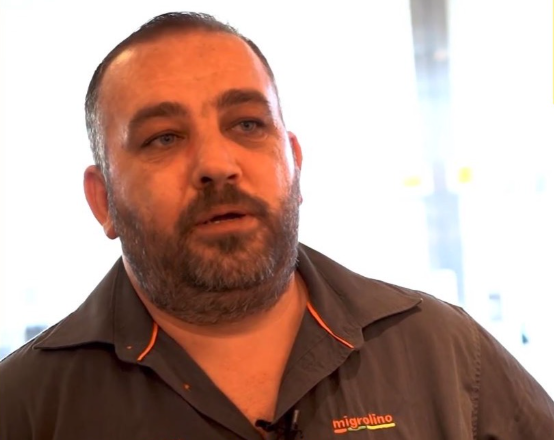 Njihuni me milionerin kërçovar në Zvicër (VIDEO) 1 njihuni me milionerin kercovar ne zvicer video 6a10484e86c30