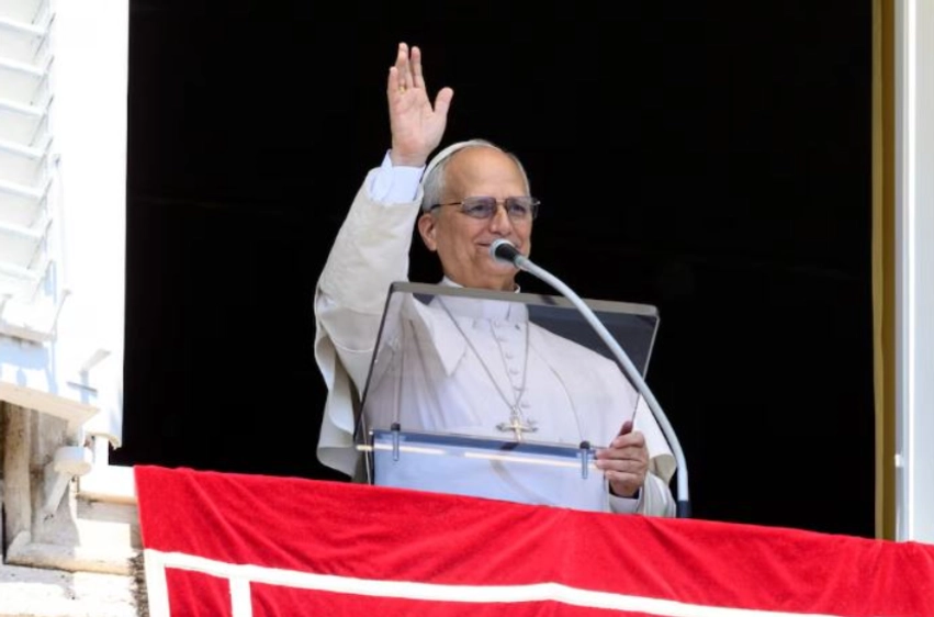 papa shenon diten boterore te lirise se shtypit vajton shkeljet dhe nderon gazetaret e vrare 69f76b7d58d0c