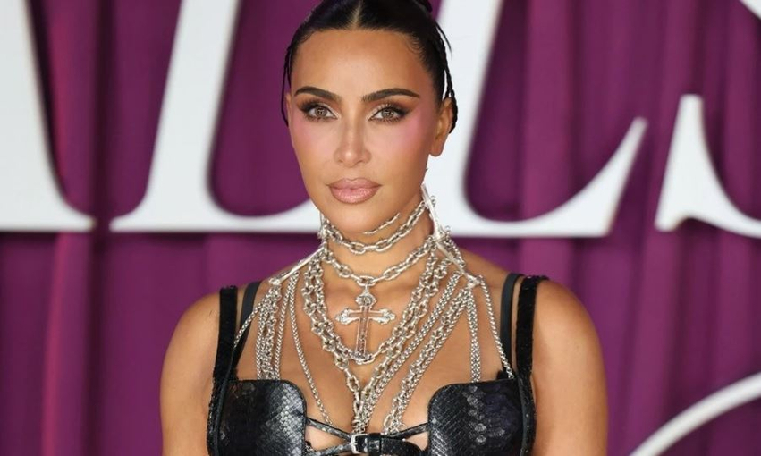 perandoria pese miliarde dollareshe e kim kardashian po paditet nga nje stiliste re per vjedhjen e emrit te saj 69f5ab0dd5eb8