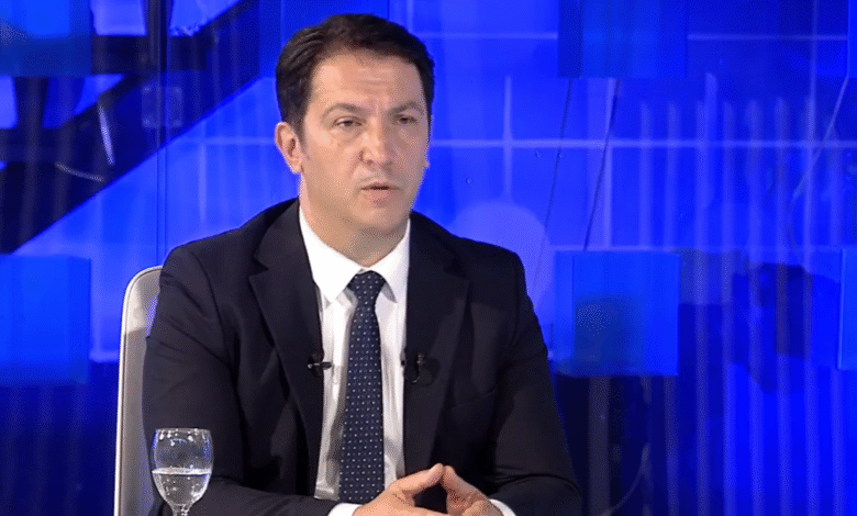 Sali: Sikur edhe tre herë ta ndërrojmë Kushtetutën, pa i përgatitur institucionet nuk i plotësojmë kushtet për anëtare e plotë në Bashkimin Evropian! 3 sali sikur edhe tre here ta nderrojme kushtetuten pa i pergatitur institucionet nuk i plotesojme kushtet per anetare e plote ne bashkimin evropian 6a14c822cac79