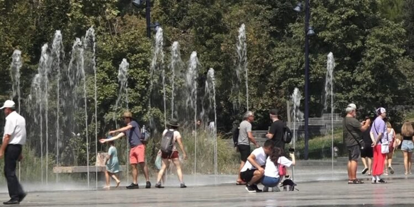 Shqipëria nën ndikimin e valës së të nxehtit, ja zonat me temperaturat më të larta 3 shqiperia nen ndikimin e vales se te nxehtit ja zonat me temperaturat me te larta 6a18485031be4