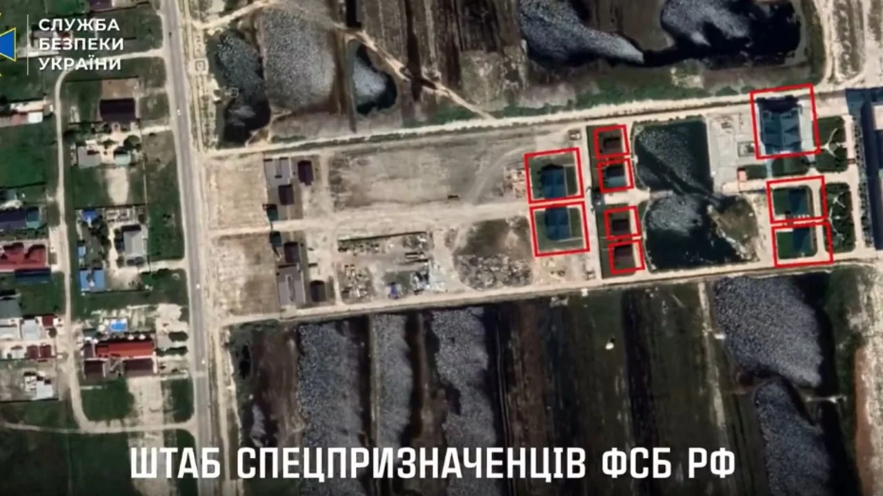 Ukraina sulmon selinë e agjencisë ruse të inteligjencës 1 ukraina sulmon seline e agjencise ruse te inteligjences 6a0f24e7b3bc1