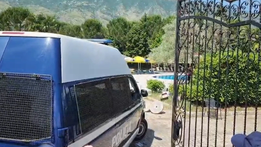 15 vjecari i mbytur ne pishine reagon policia e gjirokastres 6a2933906aaa5