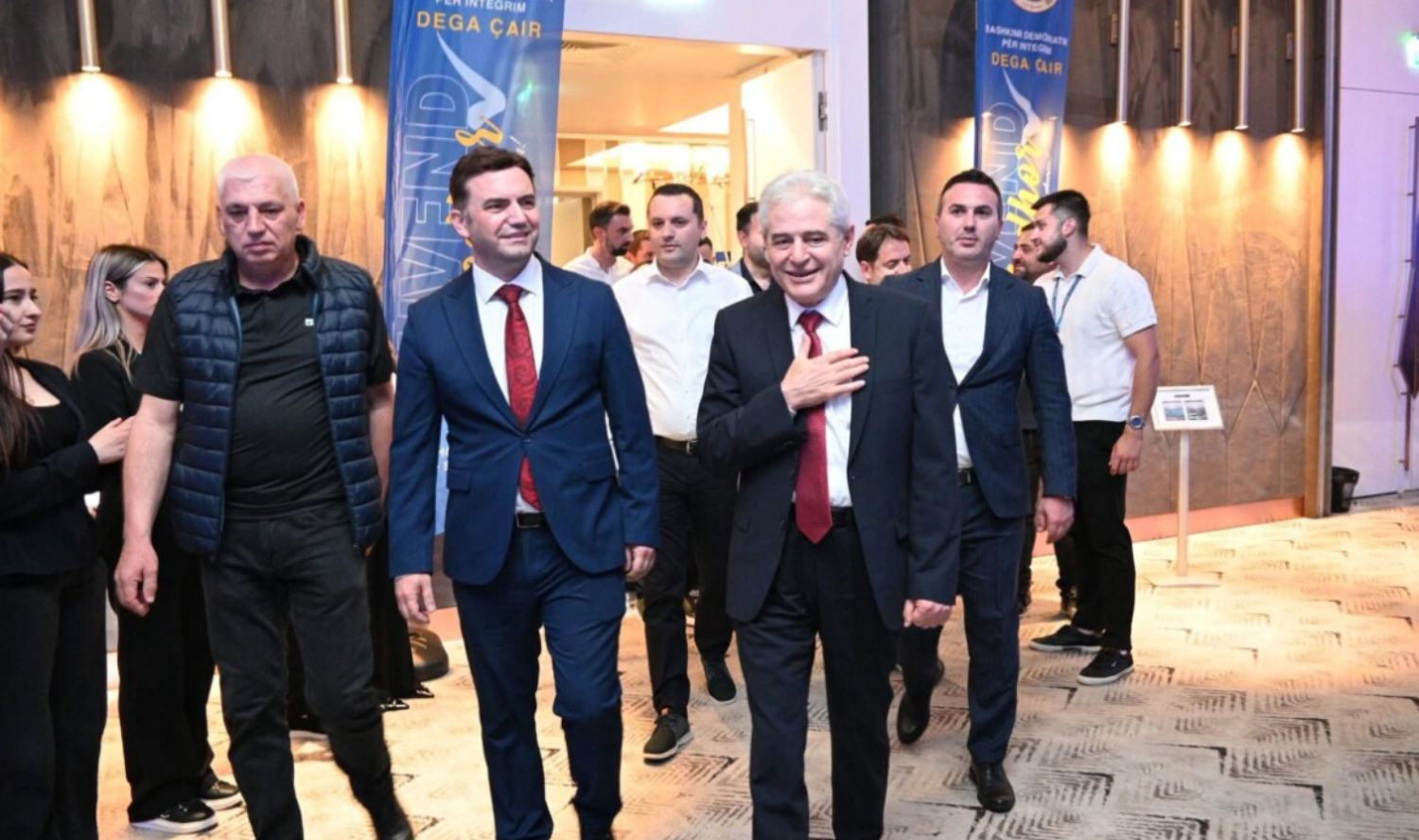 Ahmeti nga Çairi: Uniteti dhe bashkëpunimi janë çelësi i suksesit 1 ahmeti nga cairi uniteti dhe bashkepunimi jane celesi i suksesit 6a249b71cda92