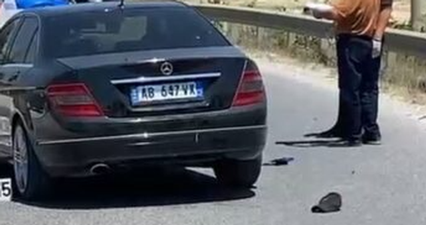 Aksident në aksin Fushë Krujë-Laç, “Benzi” përplas për vdekje drejtuesin e motorit! 4 aksident ne aksin fushe kruje lac benzi perplas per vdekje drejtuesin e motorit 6a37d0371d4eb