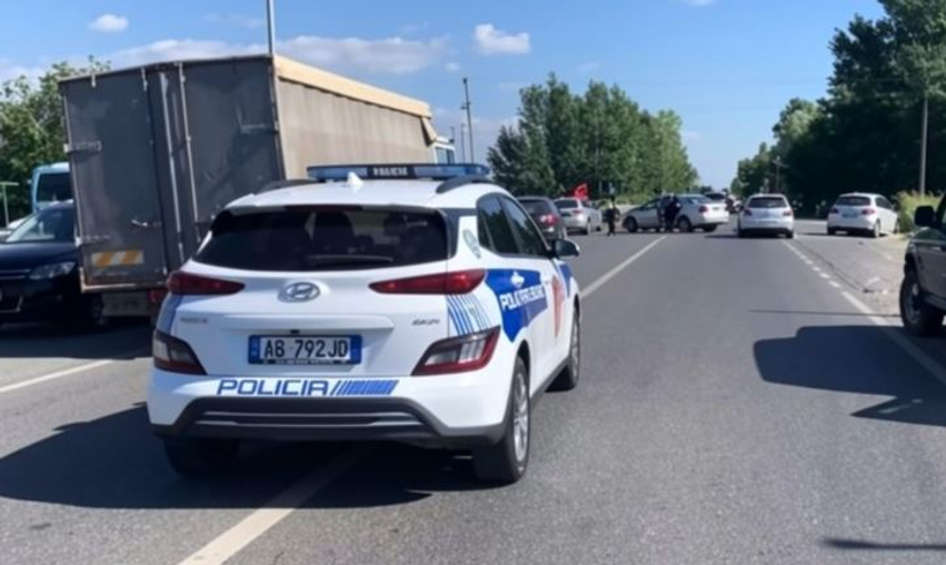 Aksident në Gajush të Lezhës/ Dy persona mbetën të plagosur, ja si paraqitet gjendja e tyre shëndetësore... 2 aksident ne gajush te lezhes dy persona mbeten te plagosur ja si paraqitet gjendja e tyre shendetesore 6a35656f9bd51