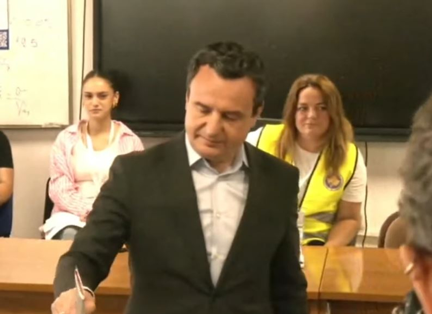 albin kurti ushtron te drejten e votes 6a25227311989